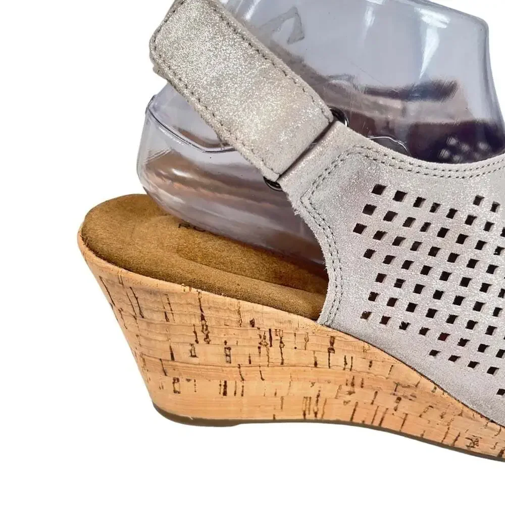 Rockport Briah Perforated Wedge Sandals Beige Suede Slingback Womens 8.5